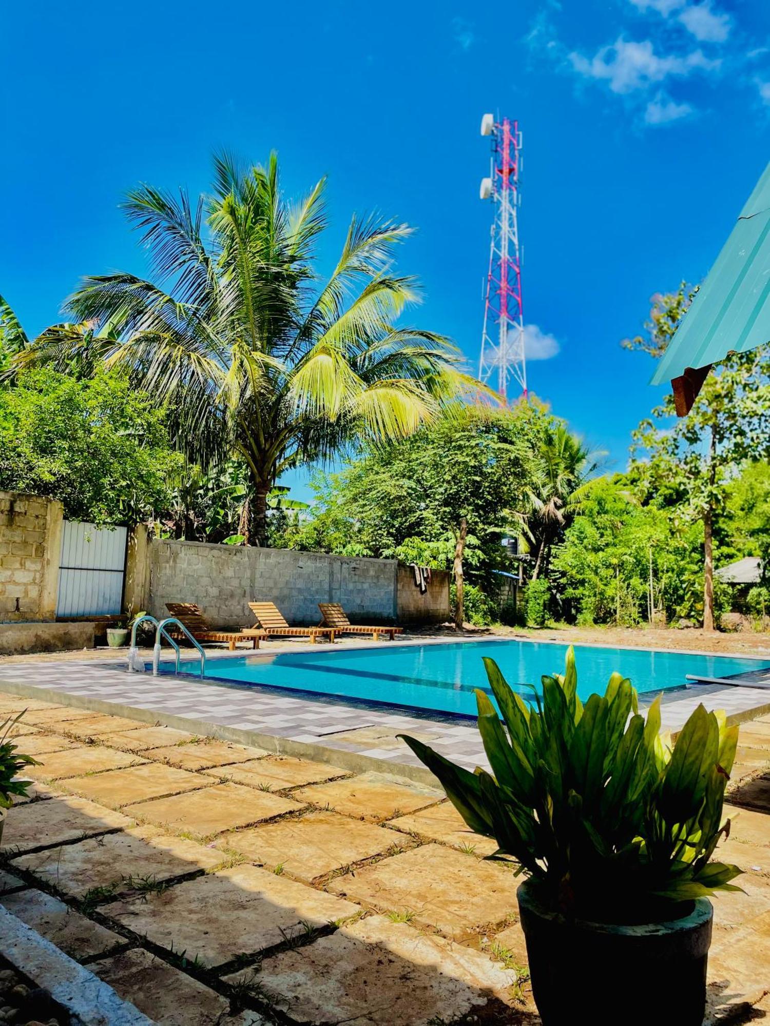 Maika Safari Lodge Удавалаве Экстерьер фото